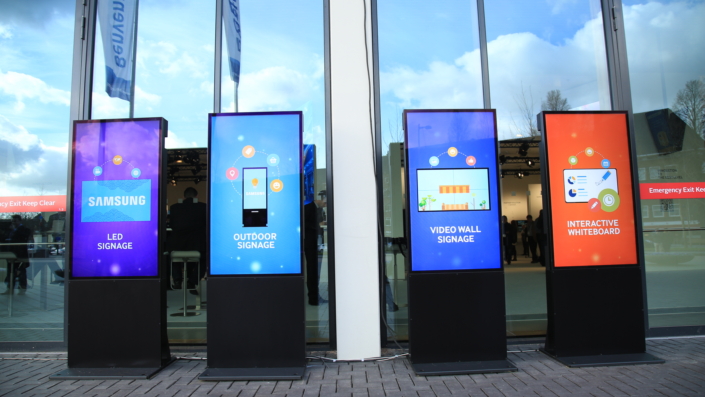 Digital signage شاشة دعائية